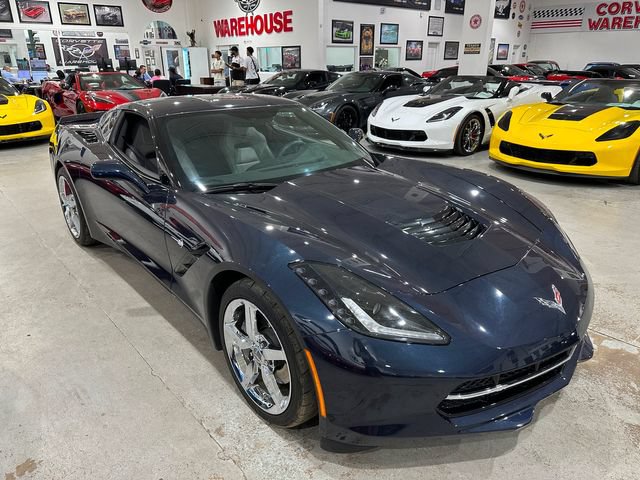 Used 2015 Chevrolet Corvette Stingray Coupe RWD image 19