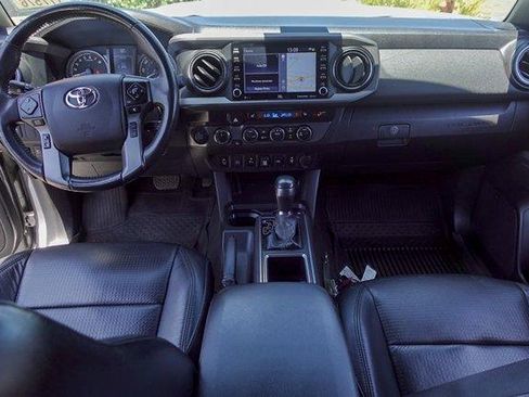 Used 2021 Toyota Tacoma TRD Sport w/ TRD Premium Sport Package AWD/4WD image 28