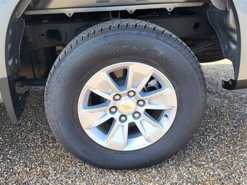 New 2025 Chevrolet Silverado 1500 LT w/ Convenience Package II image 19