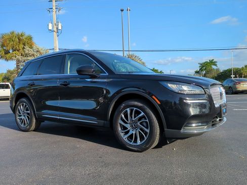 Used 2021 Lincoln Corsair AWD w/ Equipment Group 101A image 2