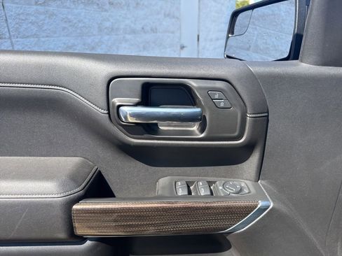 Used 2020 Chevrolet Silverado 1500 LT Trail Boss image 9