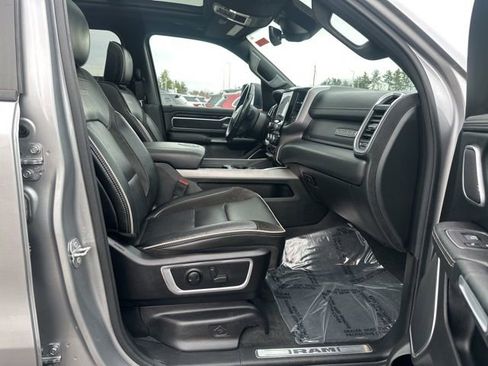 Used 2022 RAM 1500 Laramie AWD/4WD image 12