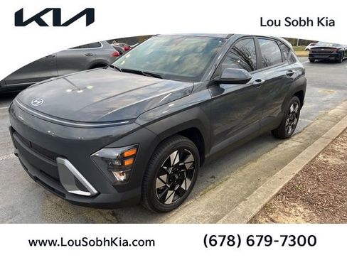 Used 2025 Hyundai Kona SEL image 1