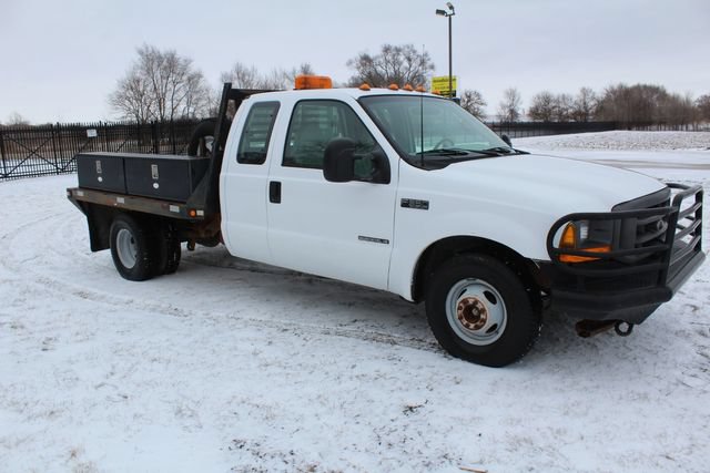 Used 2001 Ford F350 2WD SuperCab DRW Super Duty image 5
