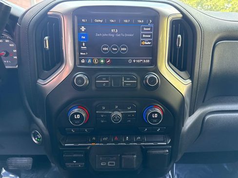 Used 2020 Chevrolet Silverado 1500 LT w/ All-Star Edition AWD/4WD image 17
