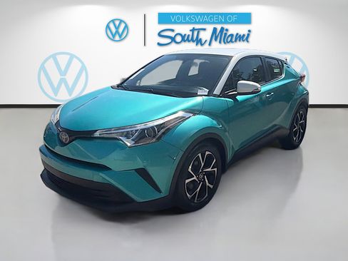 Used 2018 Toyota C-HR XLE image 3