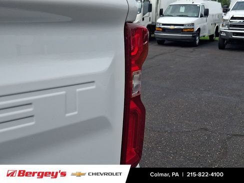 Certified 2020 Chevrolet Silverado 1500 Custom w/ Custom Value Package AWD/4WD image 30