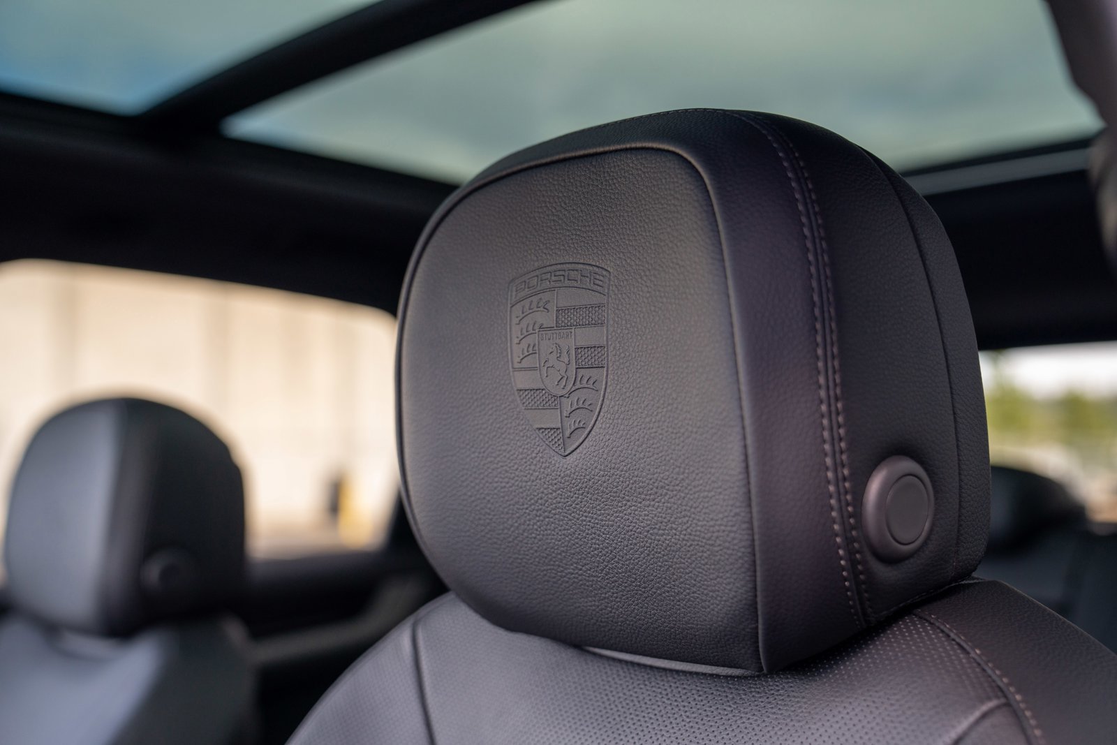 Certified 2026 Porsche Cayenne AWD/4WD image 13