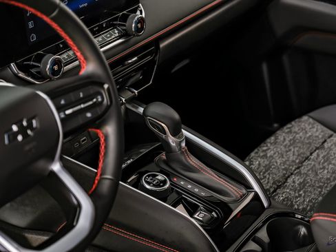 Used 2024 Chevrolet Colorado Z71 w/ Z71 Convenience Package 2 image 52