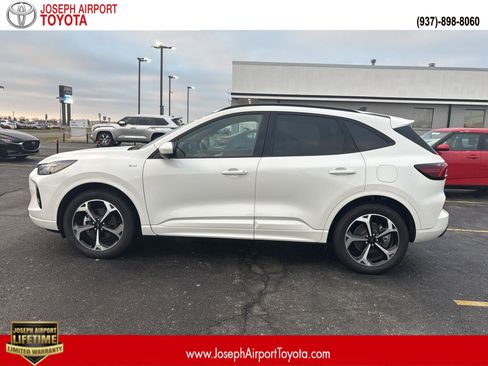 Used 2023 Ford Escape ST-Line Elite image 1