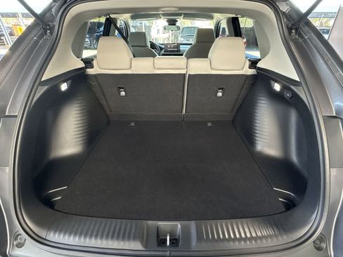 Used 2025 Honda HR-V LX image 25