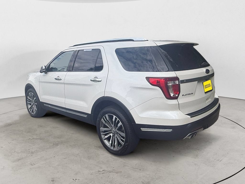 Used 2018 Ford Explorer Platinum AWD/4WD image 7