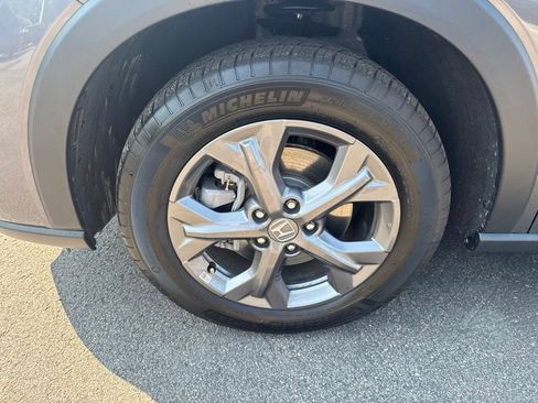 Certified 2027 Honda HR-V LX image 12