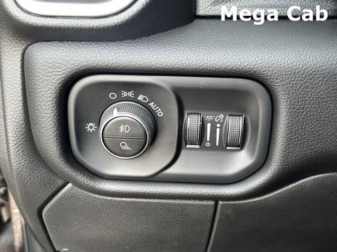 Used 2025 RAM 3500 Laramie w/ Sport Appearance Package image 25