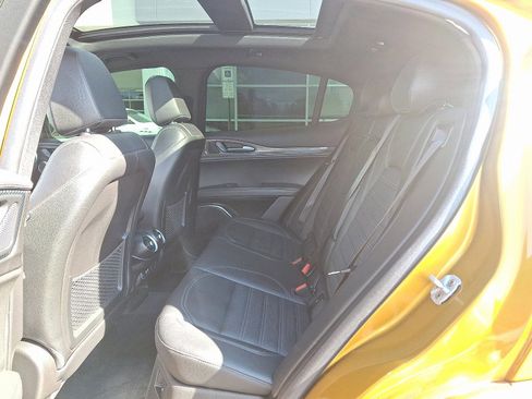 Used 2022 Alfa Romeo Stelvio Quadrifoglio w/ Active Assist Plus Package image 10