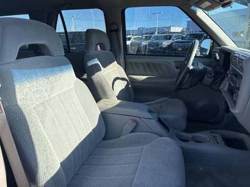 Used 1996 Chevrolet Blazer 4WD 4-Door image 8