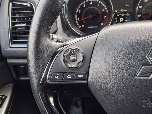 Used 2025 Mitsubishi Outlander Sport SE AWD/4WD image 22