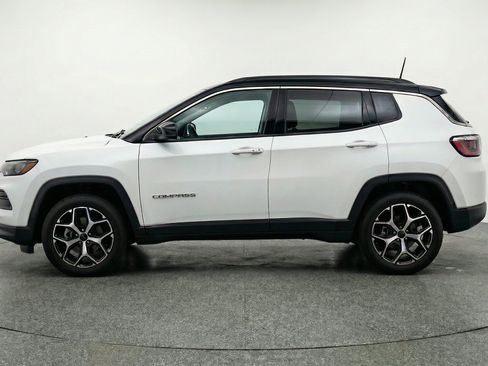 Used 2025 Jeep Compass Limited AWD/4WD image 5
