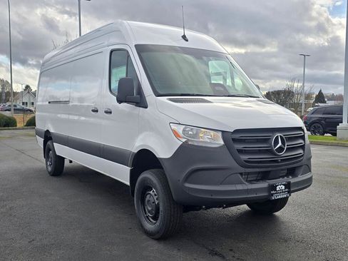 New 2026 Mercedes-Benz Sprinter 2500 image 6