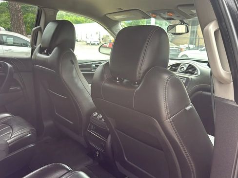 Used 2016 Buick Enclave Leather FWD image 21