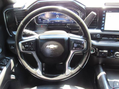 Used 2025 Chevrolet Silverado 2500 LTZ w/ LTZ Premium Package AWD/4WD image 27