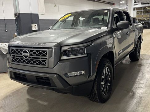 Used 2024 Nissan Frontier SL w/ Technology Package image 30