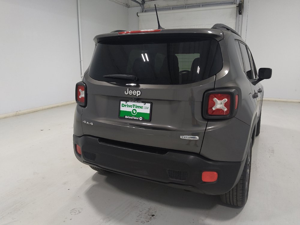 Used 2016 Jeep Renegade Latitude w/ Cold Weather Group AWD/4WD image 7