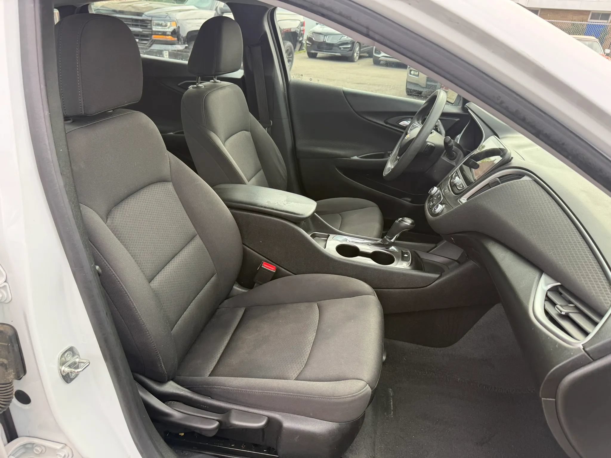 Used 2019 Chevrolet Malibu LS FWD image 27