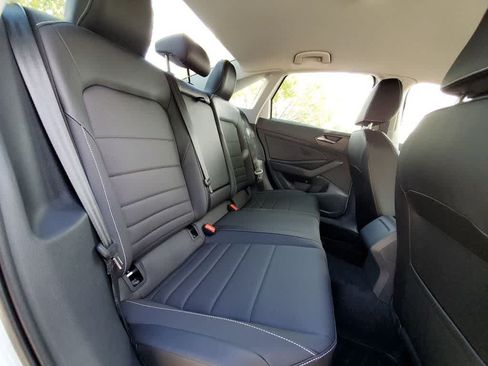 Used 2023 Volkswagen Jetta SE FWD image 30