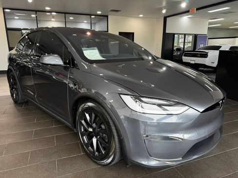 Used 2022 Tesla Model X Plaid AWD/4WD image 7