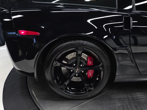 Used 2013 Chevrolet Corvette Grand Sport w/ 2LT Preferred Equipment Group RWD image 43