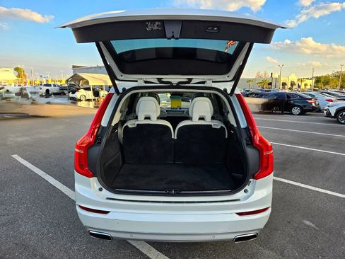 Used 2020 Volvo XC90 T5 Momentum w/ Protection Package Premier image 19