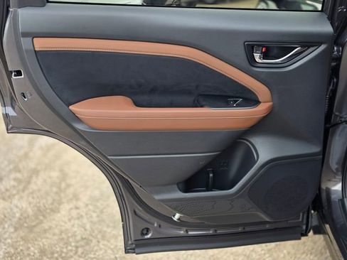 New 2026 Subaru Forester Touring image 21