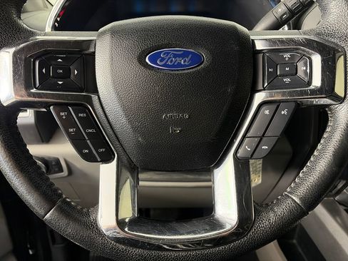 Used 2015 Ford F150 XLT w/ Equipment Group 302A Luxury image 16