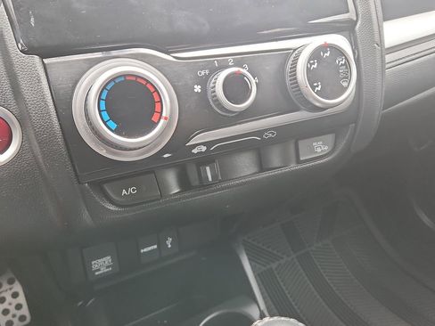 Used 2015 Honda Fit EX-L image 25
