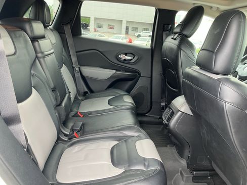 Used 2014 Jeep Cherokee Limited AWD/4WD image 31