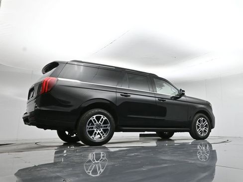 Certified 2025 Ford Expedition Max Active image 53