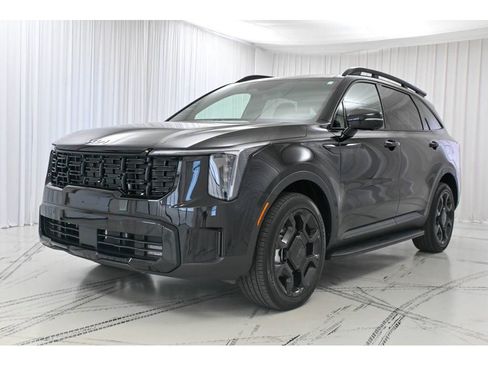 New 2026 Kia Sorento SX Prestige w/ Olive Brown Leather Package image 4