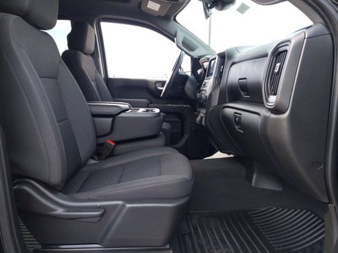 Used 2024 Chevrolet Silverado 2500 Custom w/ Custom Convenience Package image 15