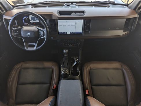 Used 2024 Ford Bronco Outer Banks AWD/4WD image 24
