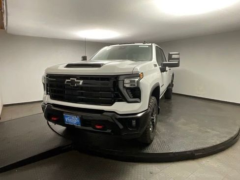 New 2026 Chevrolet Silverado 2500 LT w/ Trail Boss Package AWD/4WD image 3