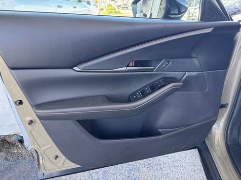 Used 2024 MAZDA CX-30 Carbon image 17