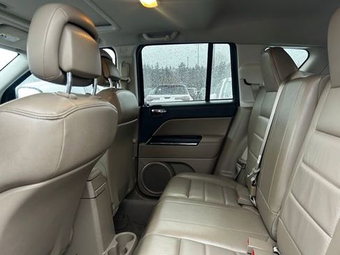 Used 2011 Jeep Compass Limited w/ Sun/Sound Group image 12