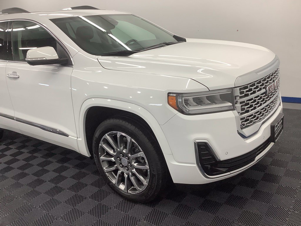 Used 2023 GMC Acadia Denali w/ Denali Technology Package AWD/4WD image 25