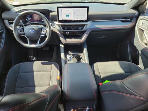 Certified 2025 Ford Explorer ST w/ Sun And Sound Package image 16