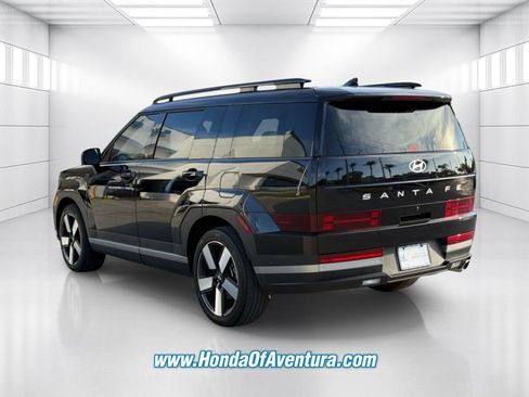 Used 2024 Hyundai Santa Fe Limited FWD image 4