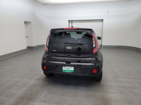Used 2019 Kia Soul FWD image 7