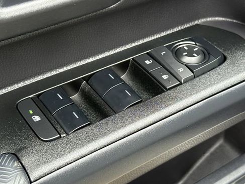 Used 2026 Toyota 4Runner SR5 AWD/4WD image 21