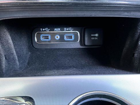 Used 2019 Jeep Grand Cherokee Summit AWD/4WD image 31