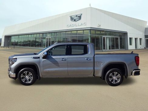 Used 2026 GMC Sierra 1500 SLT image 3